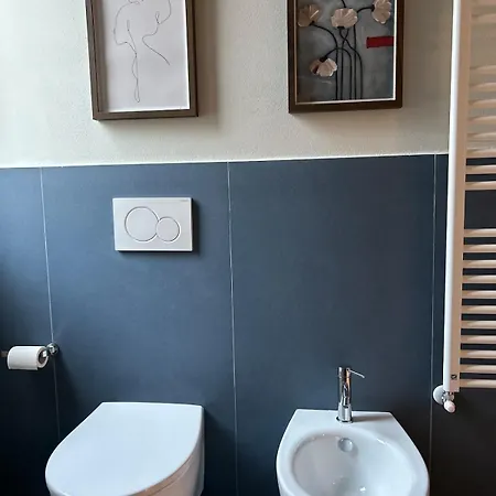 Apartamento The Y - - Luce Como